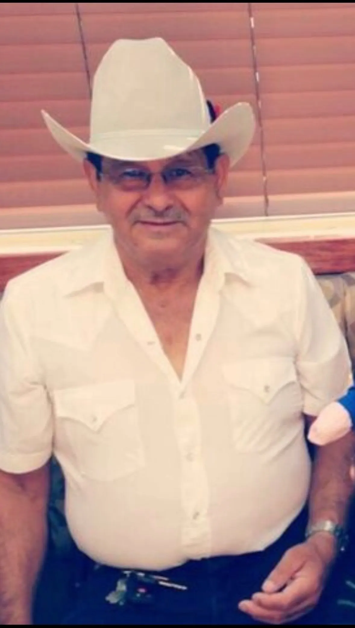 Roberto Mendoza